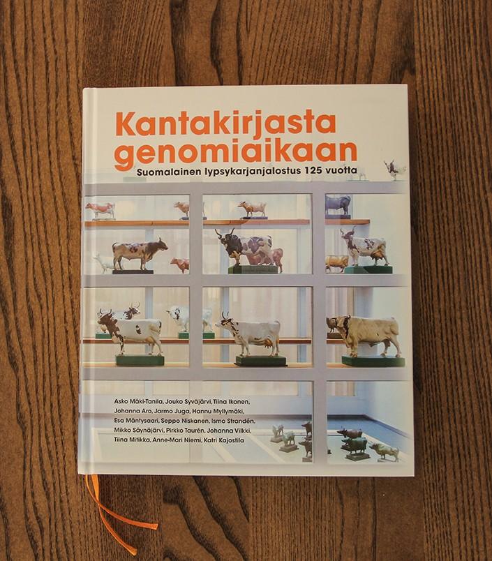 Kantakirjasta genomiaikaan - kirja